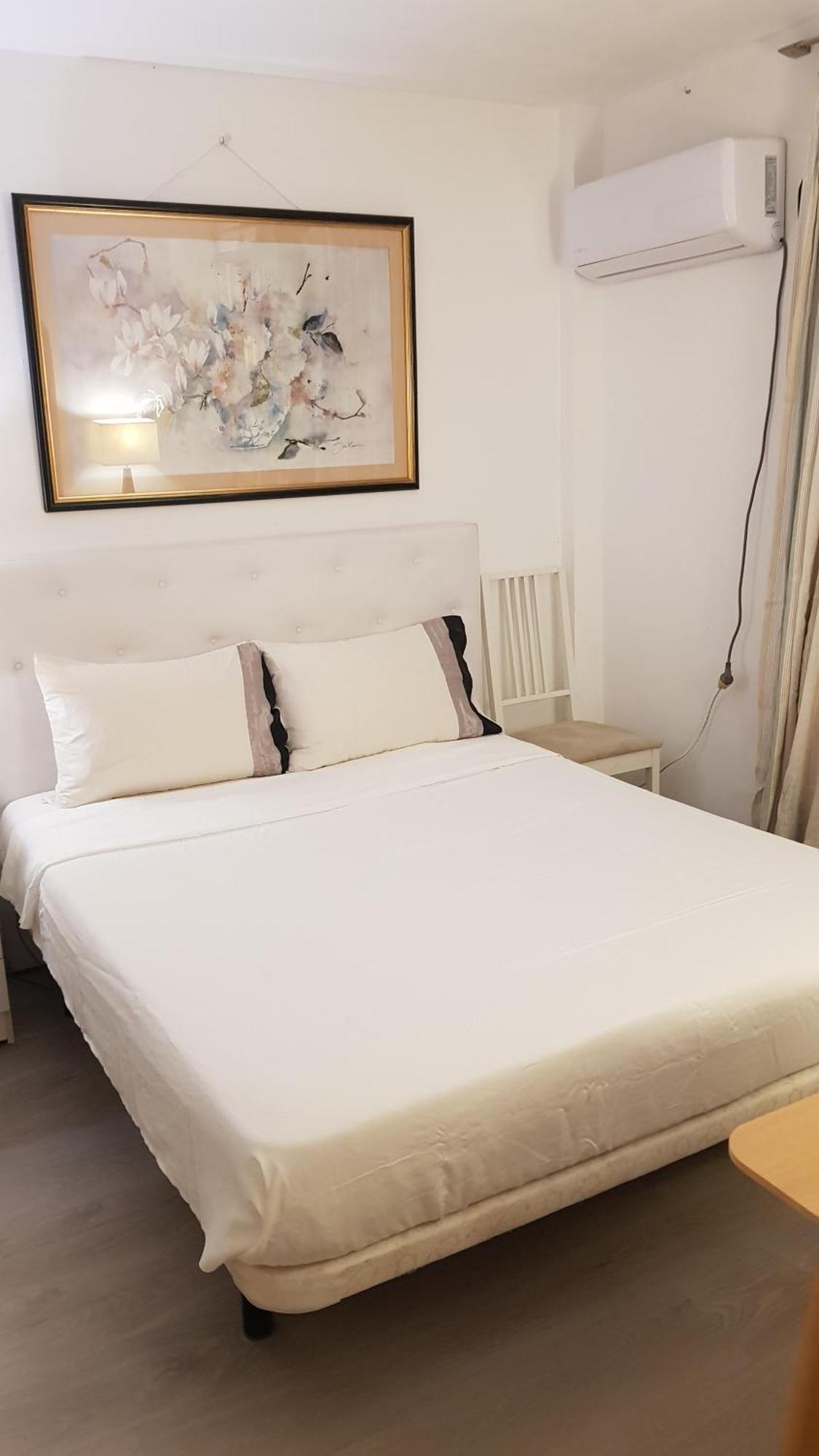 Little Peaceful Retreat Room With Bath, Heating, Terrace, Free Wifi Fridge Easy Parking Marbella Eksteriør billede