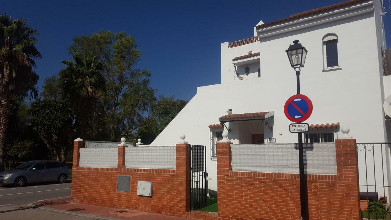 Little Peaceful Retreat Room With Bath, Heating, Terrace, Free Wifi Fridge Easy Parking Marbella Eksteriør billede